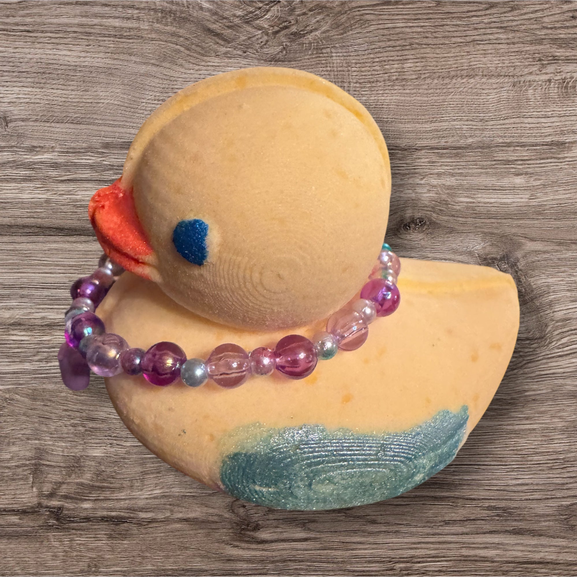 3D Duck with Handmade Bracelet and Surprise in a Fizzy Bath Bomb