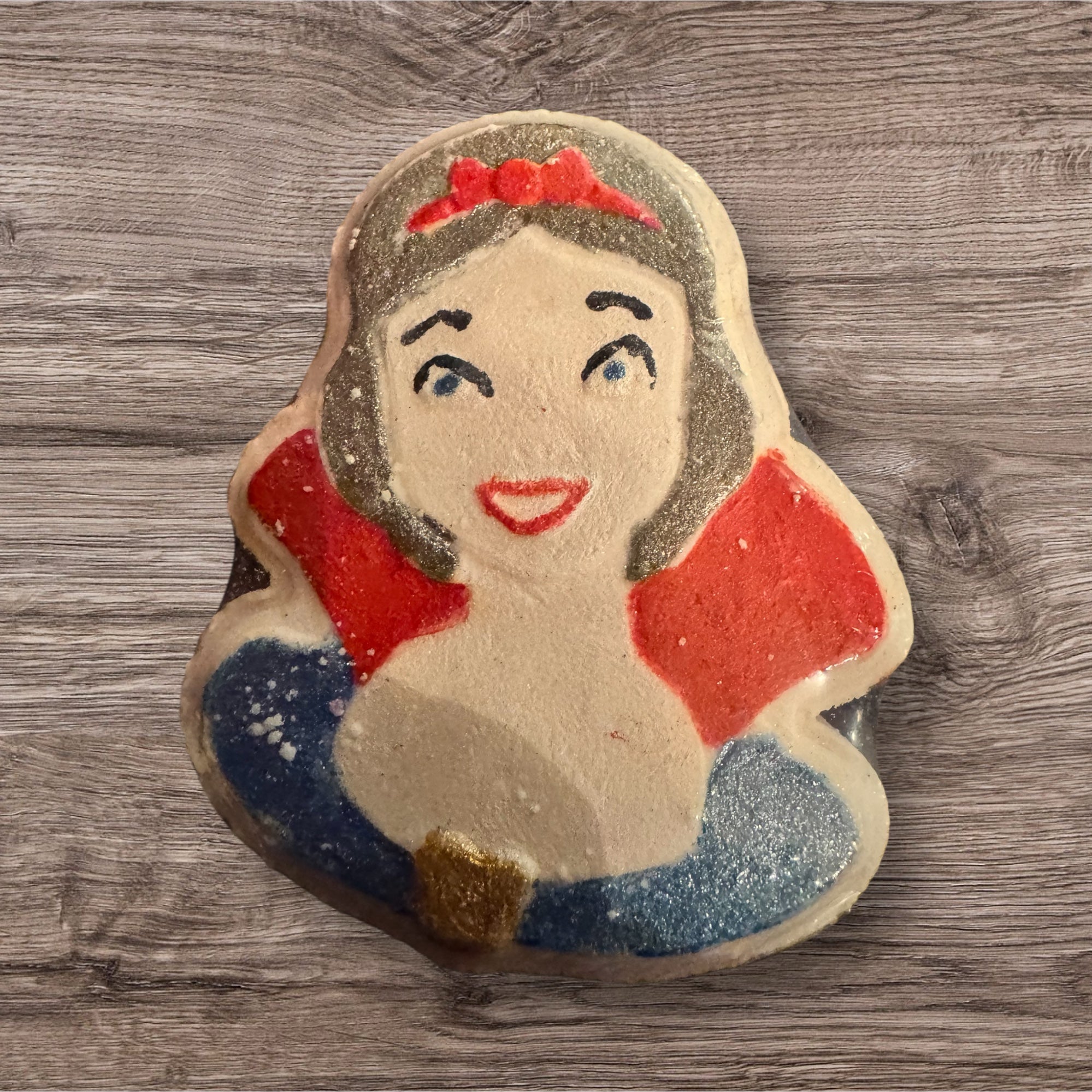 3D Miss Snow Fizzy Bath Bomb with Surprise Inside